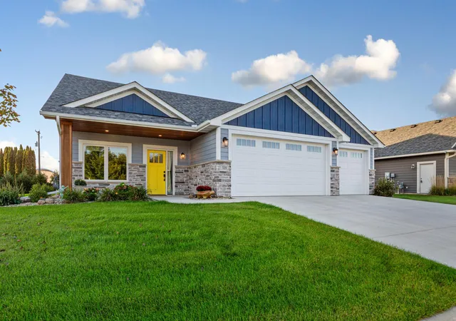 Photo 3 of Single family home for sale at 510 River Valley Ln, Dundas, MN 55019 | MLS# 7151520 | Listing updated on 2026-10-05