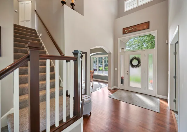 Photo 3 of Single family home for sale at 10520 Pinnacle Way, Saint Paul, MN 55129 | MLS# 7151521 | Listing updated on 2026-10-01