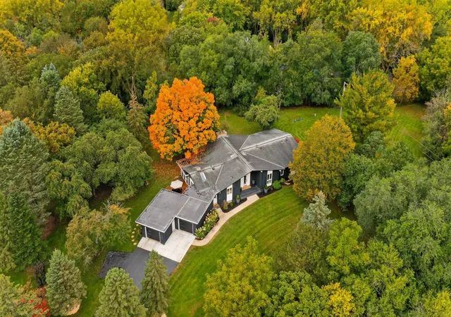 Photo 1 of Single family home for sale at 2221 Hillside Ln SW, Rochester, MN 55902 | MLS# 7151536 | Listing updated on 2026-10-04