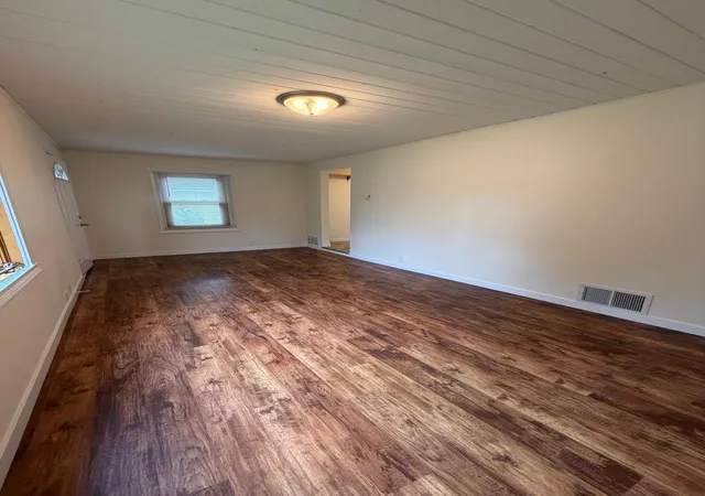 Photo 3 of Single family home for sale at 5844 43rd Avenue S, Minneapolis, MN 55417 | MLS# 7151549 | Listing updated on 2026-10-05
