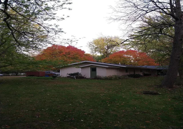 Photo 3 of Single family home for sale at 567 Rice Crk Ter Ne, Minneapolis, MN 55432 | MLS# 7151563 | Listing updated on 2026-10-01