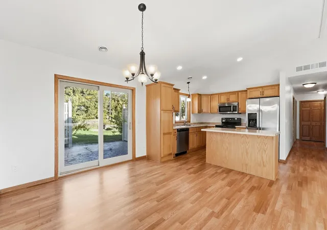 Photo 4 of Single family home for sale at 1651 Payton Ct NE, Sauk Rapids, MN 56379 | MLS# 7151573 | Listing updated on 2026-10-04