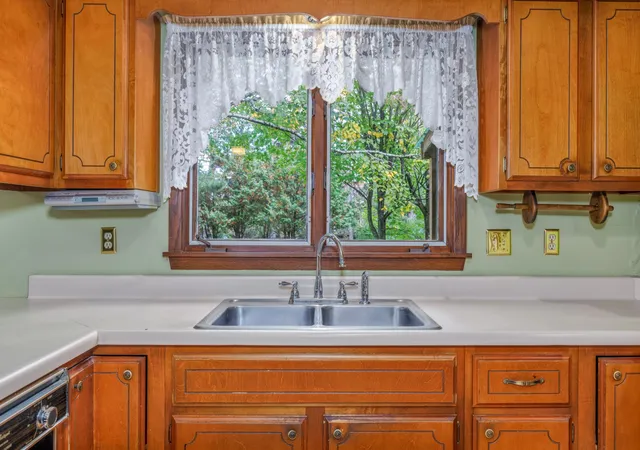 Photo 3 of Single family home for sale at 15 Locust Dr, Babbitt, MN 55706 | MLS# 7151578 | Listing updated on 2026-09-29