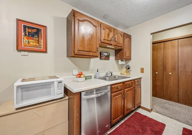 Photo 4 of Condo for sale at 301 3rd Street S #103, Stillwater, MN 55082 | MLS# 7151581 | Listing updated on 2026-10-23