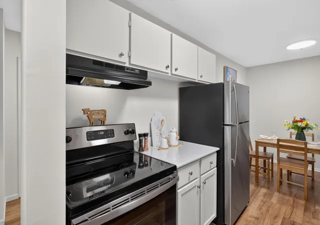 Listing Photo 4 - Condo for sale in building located at 12848 Nicollet Ave, Burnsville, MN 55337 - Unit #101