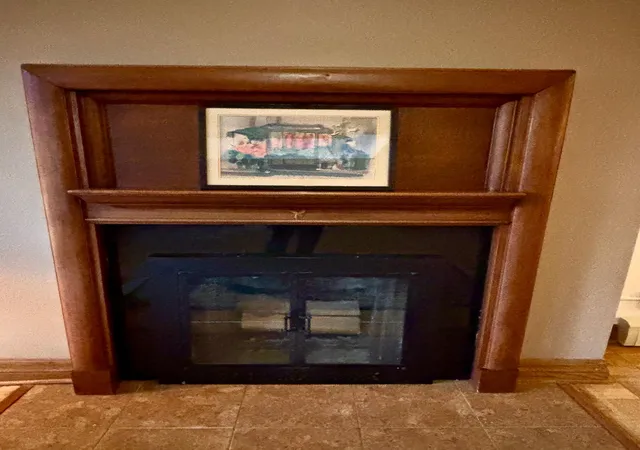 Listing Photo 1 - Condo for sale in building located at 110 Saint Albans St N, St. Paul, MN 55104 - Unit #3