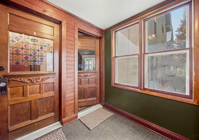 Photo 3 of Sale Pending at 516 8th Avenue Ne, Minneapolis, MN 55413 | MLS# 7151604 | Listing updated on 2026-10-19