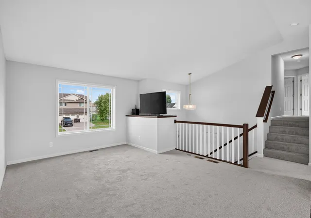 Photo 3 of Single family home for sale at 709 Greenwood St SW, Isanti, MN 55040 | MLS# 7151605 | Listing updated on 2026-10-08