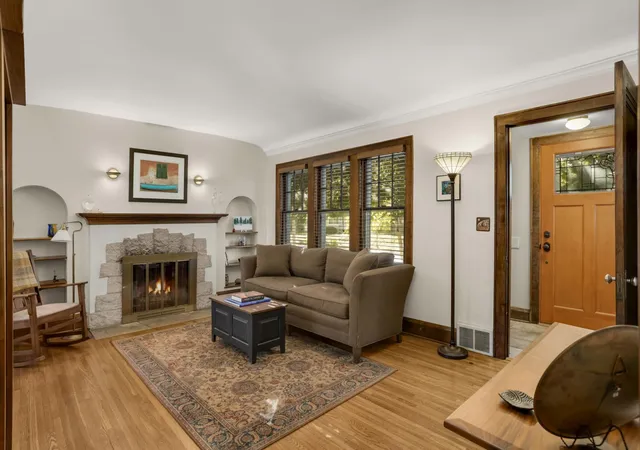 Photo 4 of Single family home for sale at 5315 36th Avenue S, Minneapolis, MN 55417 | MLS# 7151620 | Listing updated on 2026-10-09