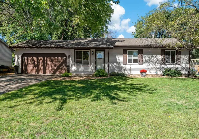 Photo 1 of Single family home for sale at 11132 97th Place N, Maple Grove, MN 55369 | MLS# 7151634 | Listing updated on 2026-10-02