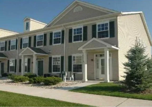 Photo 1 of Single family home for sale at 1683 Liberty Cir, Shakopee, MN 55379 | MLS# 7151657 | Listing updated on 2026-10-06