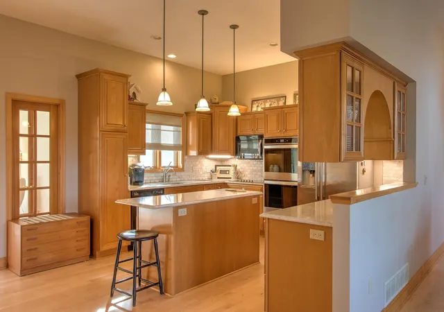Photo 4 of Single family home for sale at 33718 Washington St NE, Cambridge, MN 55008 | MLS# 7151658 | Listing updated on 2026-10-09
