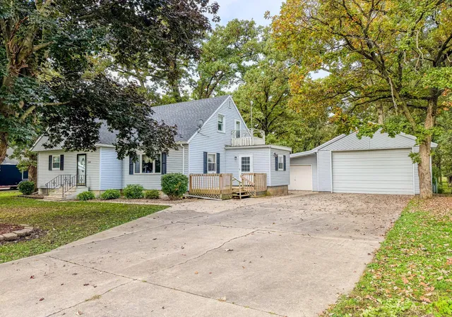 Photo 3 of Single family home for sale at 200 4th Street Nw, Rose Creek, MN 55970 | MLS# 7151659 | Listing updated on 2026-10-22