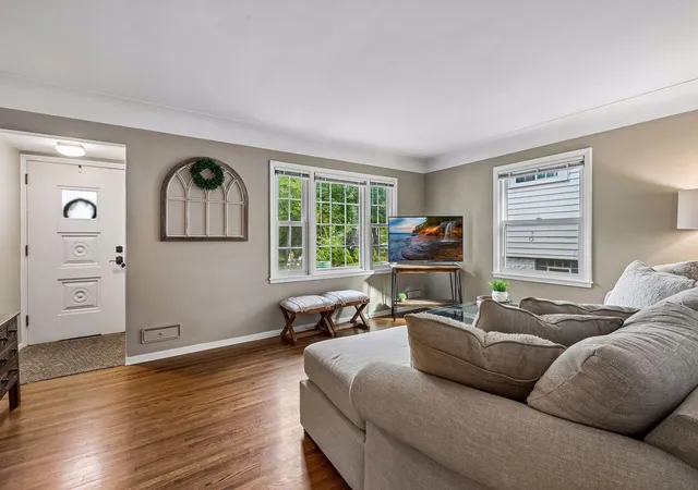 Photo 2 of Sale Pending at 5148 11th Avenue S, Minneapolis, MN 55417 | MLS# 7151665 | Listing updated on 2026-10-10