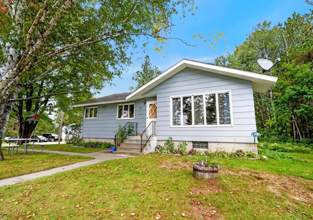 Photo 3 of Single family home for sale at 20240 N Shallow Lake Rd, Warba, MN 55793 | MLS# 7151676 | Listing updated on 2026-10-01