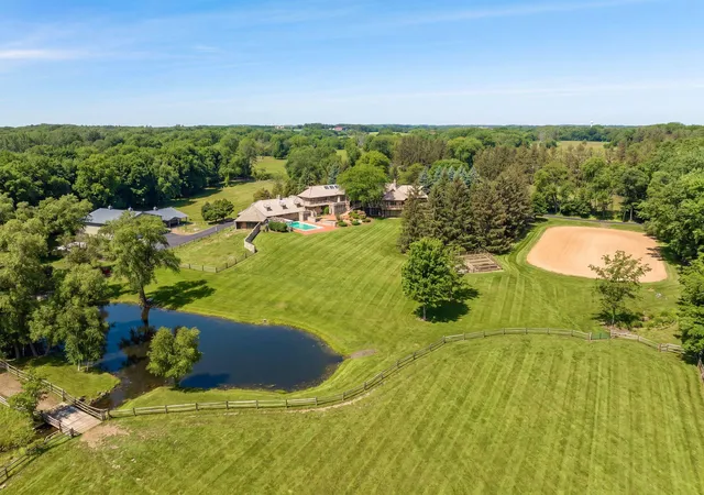Photo 1 of Sale Pending at 2495 Willow Dr, Hamel, MN 55340 | MLS# 7151681 | Listing updated on 2026-10-07