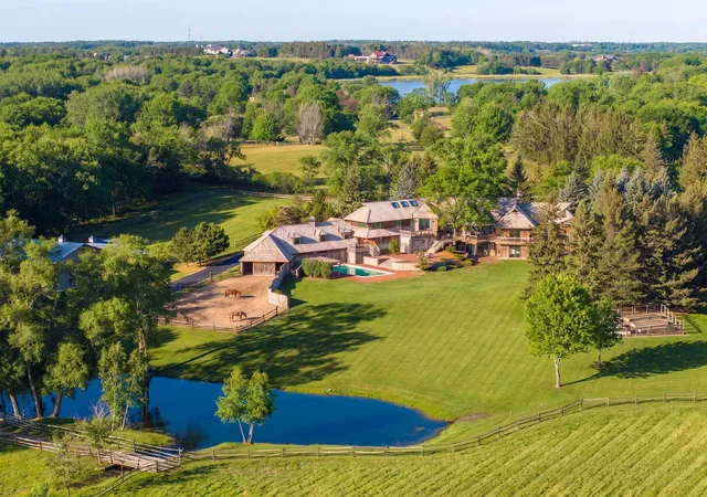 Photo 3 of Sale Pending at 2495 Willow Dr, Hamel, MN 55340 | MLS# 7151681 | Listing updated on 2026-10-07