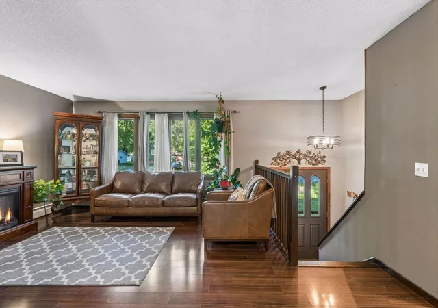 Photo 4 of Single family home for sale at 8485 Red Oak Dr, Saint Paul, MN 55112 | MLS# 7151704 | Listing updated on 2026-09-29