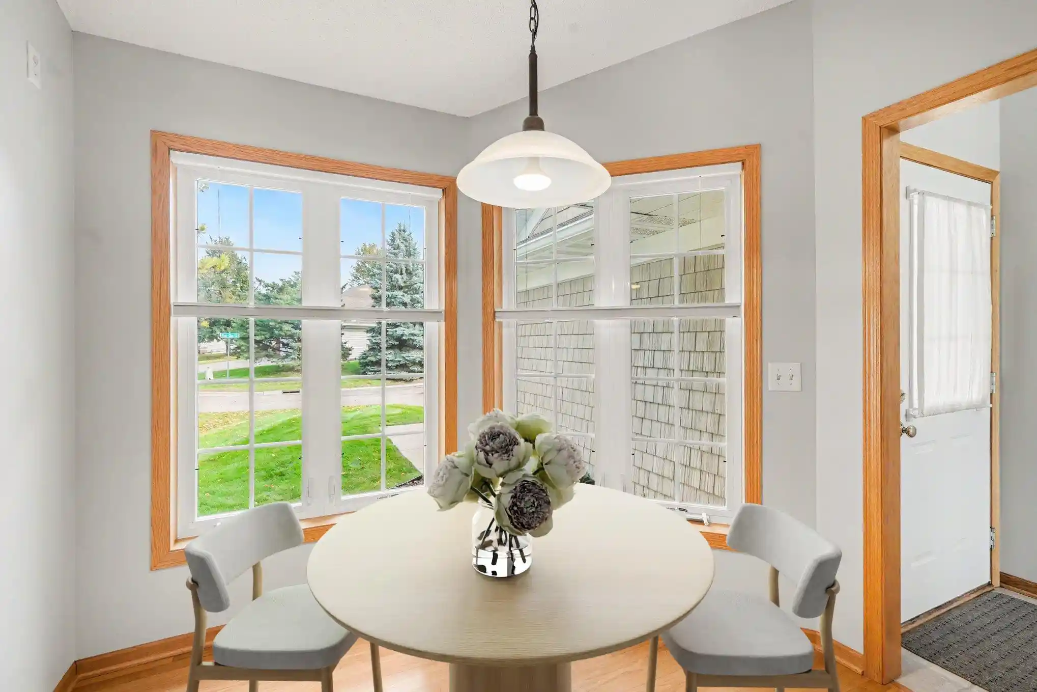 Photo 3 of Single family home for sale at 8950 Deer Run Ct, Victoria, MN 55386 | MLS# 7151709 | Listing updated on 2026-10-15