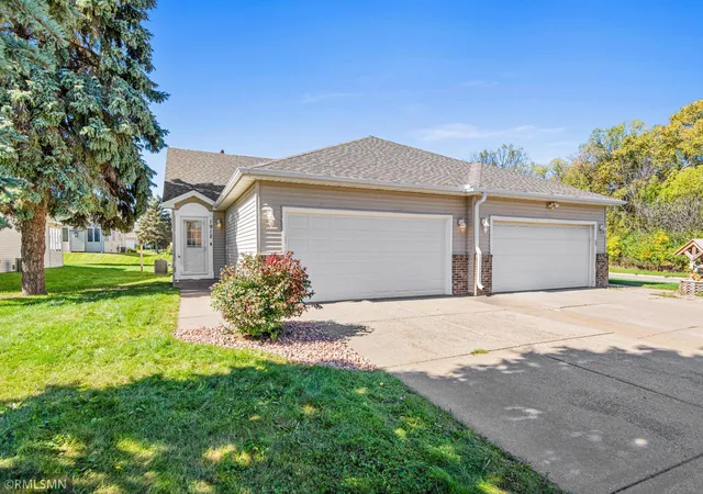 Photo 1 of Sale Pending at 1912 Eastridge Ct, Stillwater, MN 55082 | MLS# 7151711 | Listing updated on 2026-10-06