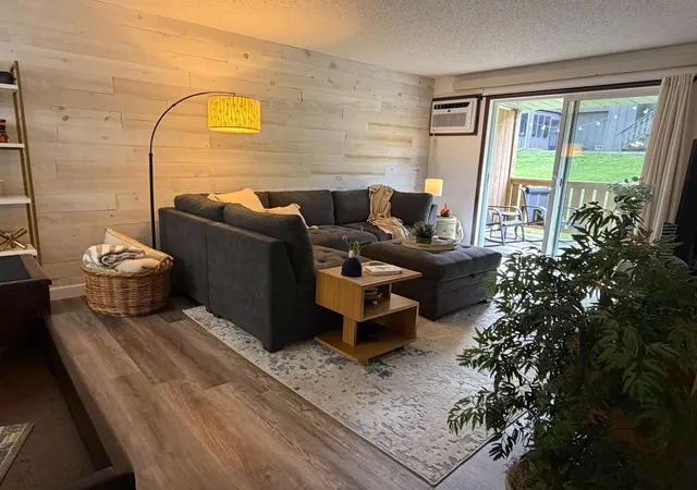 Photo 3 of Condo for sale at 125 Kingswood Dr #1G, Red Wing, MN 55066 | MLS# 7151719 | Listing updated on 2026-09-30