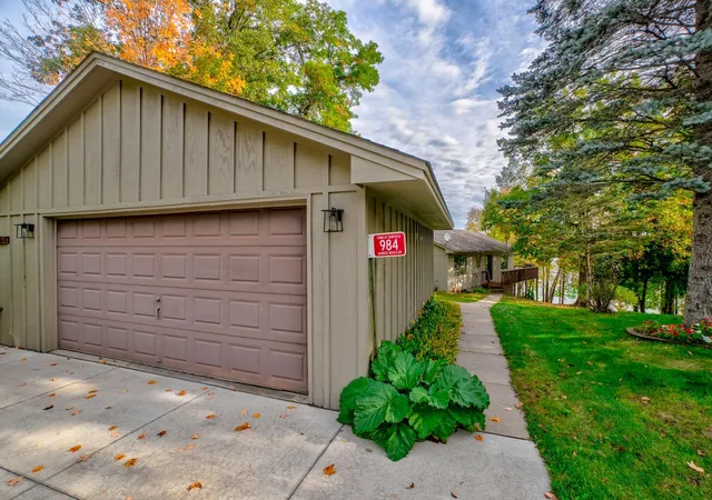 Photo 4 of Single family home for sale at 984 Sunrise Beach Dr, Amery, WI 54001 | MLS# 7151728 | Listing updated on 2026-10-03