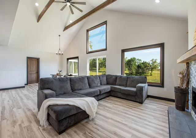 Photo 3 of Single family home for sale at 1001 Moore St, Starbuck, MN 56381 | MLS# 7151731 | Listing updated on 2026-09-30