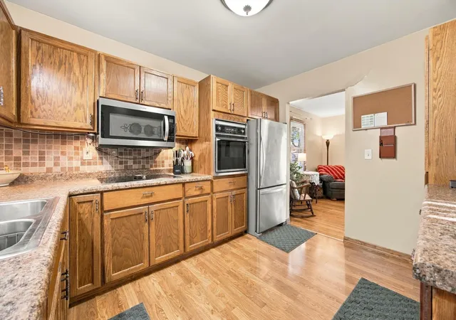 Photo 4 of Single family home for sale at 1018 21st Street S, Fargo, ND 58103 | MLS# 7151733 | Listing updated on 2026-10-05