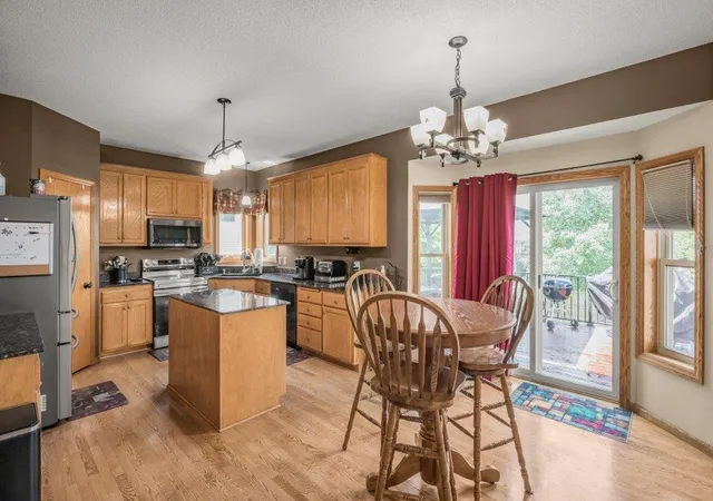 Photo 3 of Single family home for sale at 2051 River Bnd Trl, Mayer, MN 55360 | MLS# 7151738 | Listing updated on 2026-10-03