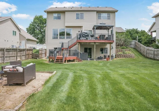 Photo 3 of Single family home for sale at 2051 River Bnd Trl, Mayer, MN 55360 | MLS# 7151738 | Listing updated on 2026-10-03