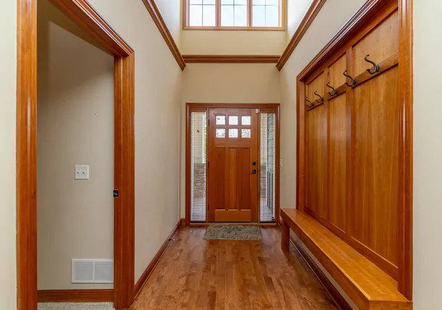 Photo 4 of Single family home for sale at 15600 Dunberry Cir, Saint Paul, MN 55124 | MLS# 7151763 | Listing updated on 2026-10-05