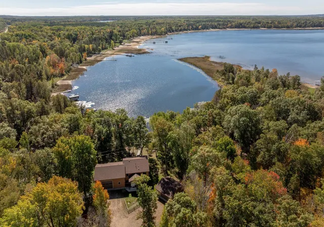 Photo 3 of Single family home for sale at 29289 Surfland Rd, Merrifield, MN 56465 | MLS# 7151767 | Listing updated on 2026-10-18
