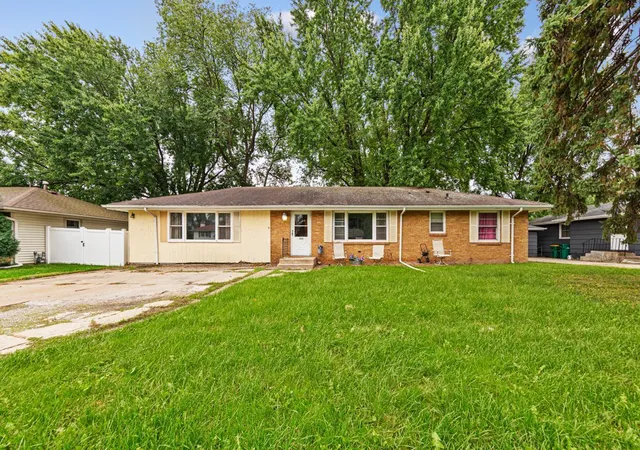 Photo 2 of Sale Pending at 3320 Upper 143rd St W, Rosemount, MN 55068 | MLS# 7151788 | Listing updated on 2026-10-08