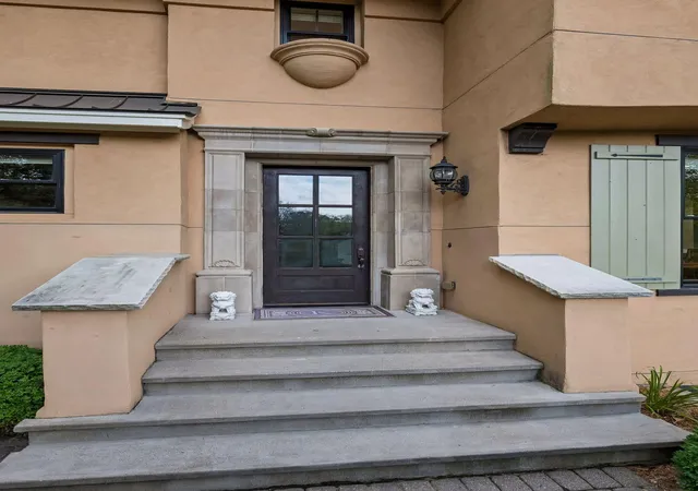 Photo 2 of Single family home for sale at 6805 Creston Rd, Minneapolis, MN 55435 | MLS# 7151790 | Listing updated on 2026-10-03