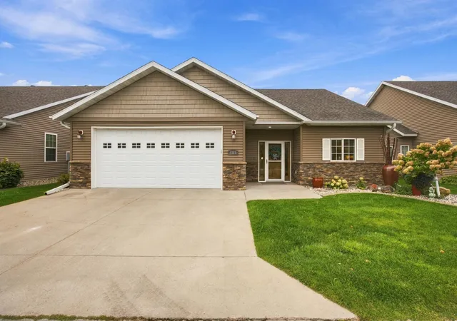 Photo 1 of Sale Pending at 4366 Redwood Ln S, Fargo, ND 58104 | MLS# 7151792 | Listing updated on 2026-10-05