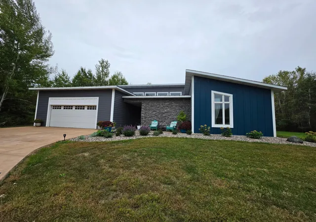 Photo 1 of Single family home for sale at W12621 714th Avenue, River Falls, WI 54022 | MLS# 7151796 | Listing updated on 2026-10-01