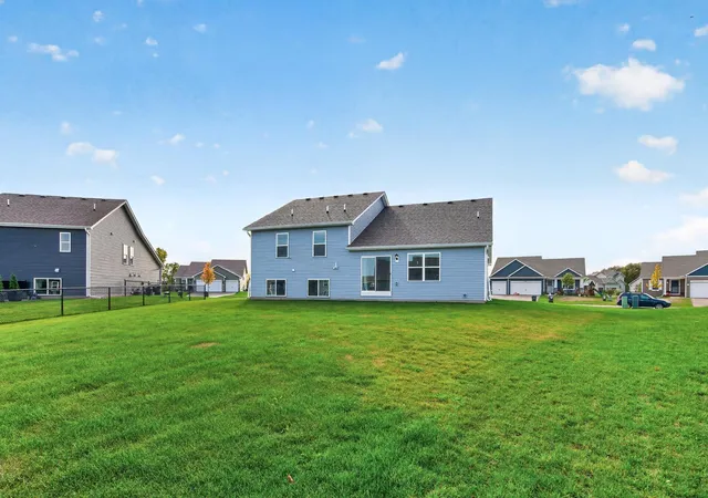 Photo 3 of Single family home for sale at 17528 Dunkirk Way, Lakeville, MN 55044 | MLS# 7151805 | Listing updated on 2026-10-16