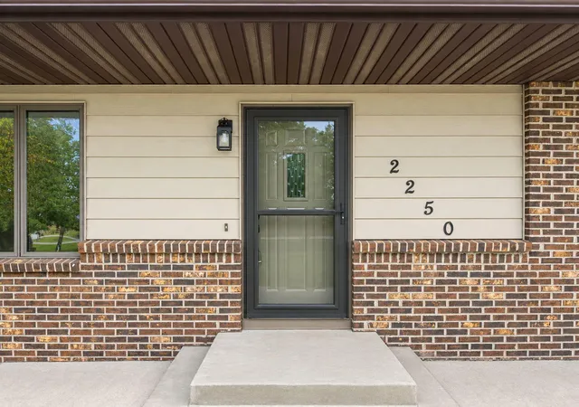 Photo 2 of Single family home for sale at 2250 Country Trl W, Jordan, MN 55352 | MLS# 7151820 | Listing updated on 2026-10-02