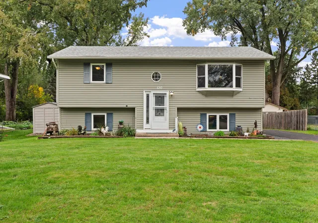 Single family home for sale at 680 Hiawatha Ave, Saint Paul, MN 55127 | MLS# 7151822