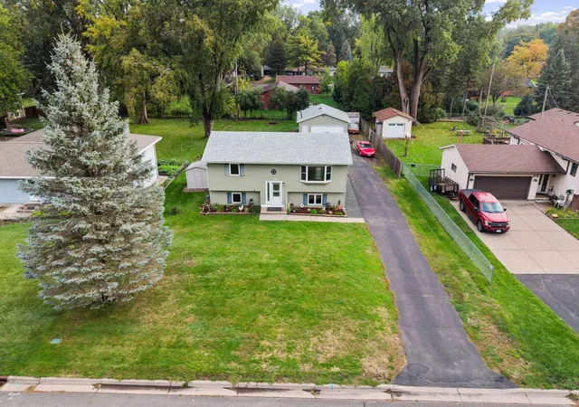 Photo 2 of Single family home for sale at 680 Hiawatha Ave, Saint Paul, MN 55127 | MLS# 7151822 | Listing updated on 2026-10-02
