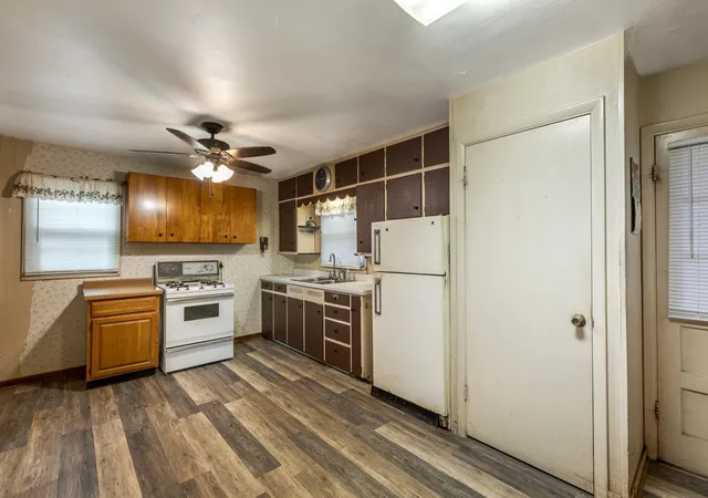 Photo 3 of Sale Pending at 521 S 2nd Street, La Crescent, MN 55947 | MLS# 7151855 | Listing updated on 2026-10-07