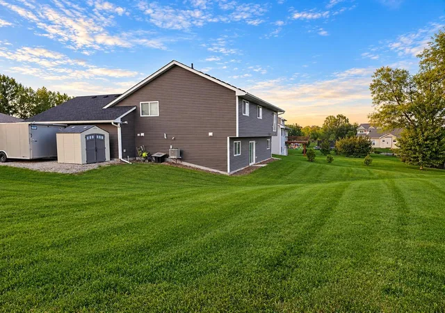 Photo 3 of Single family home for sale at 2161 Maple St Sw, Howard Lake, MN 55349 | MLS# 7151864 | Listing updated on 2026-10-16
