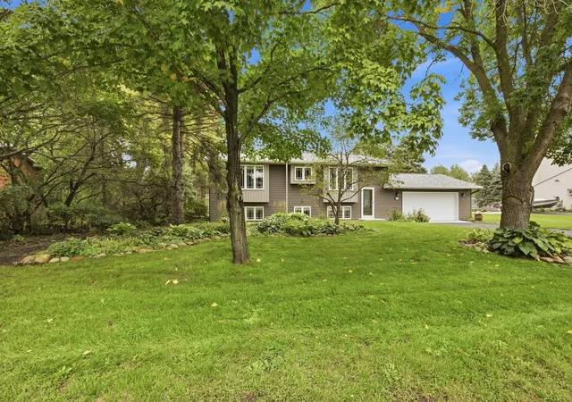 Photo 2 of Single family home for sale at 6407 Laurel Rd, Saint Cloud, MN 56303 | MLS# 7151898 | Listing updated on 2026-10-06