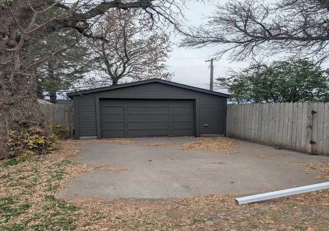 Photo 3 of Single family home for sale at 840 Elm St, Kindred, ND 58051 | MLS# 7151911 | Listing updated on 2026-10-27