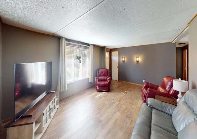 Photo 3 of Single family home for sale at 560 E Isle St, Isle, MN 56342 | MLS# 7151917 | Listing updated on 2026-10-19