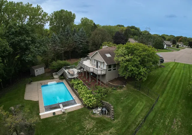 Photo 3 of Single family home for sale at 8023 Delano Ct, Inver Grove Heights, MN 55076 | MLS# 7151930 | Listing updated on 2026-10-01