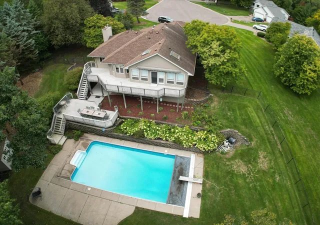 Photo 4 of Single family home for sale at 8023 Delano Ct, Inver Grove Heights, MN 55076 | MLS# 7151930 | Listing updated on 2026-10-01