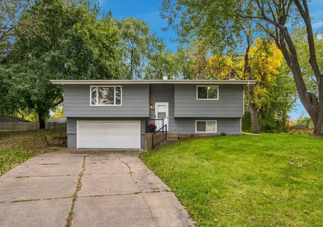 Photo 1 of Single family home for sale at 1106 Gagnef Pl, Buffalo, MN 55313 | MLS# 7151960 | Listing updated on 2026-10-10