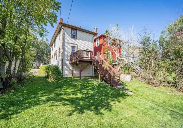 Photo 3 of Single family home for sale at 1110 E 10th Street, Duluth, MN 55805 | MLS# 7151969 | Listing updated on 2026-10-02