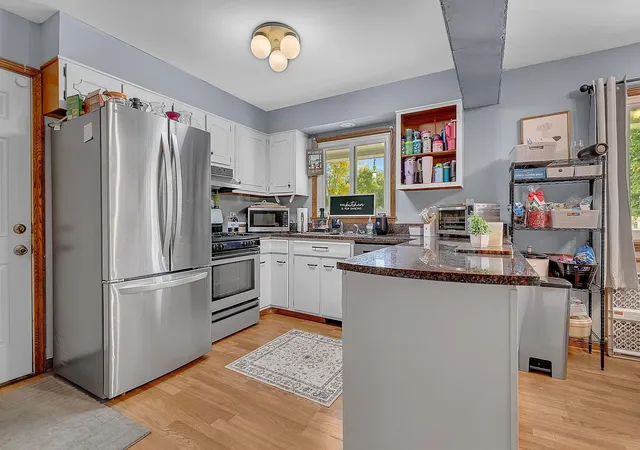 Photo 4 of Single family home for sale at 908 Brenda Lee Dr, Saint Cloud, MN 56303 | MLS# 7151982 | Listing updated on 2026-10-02